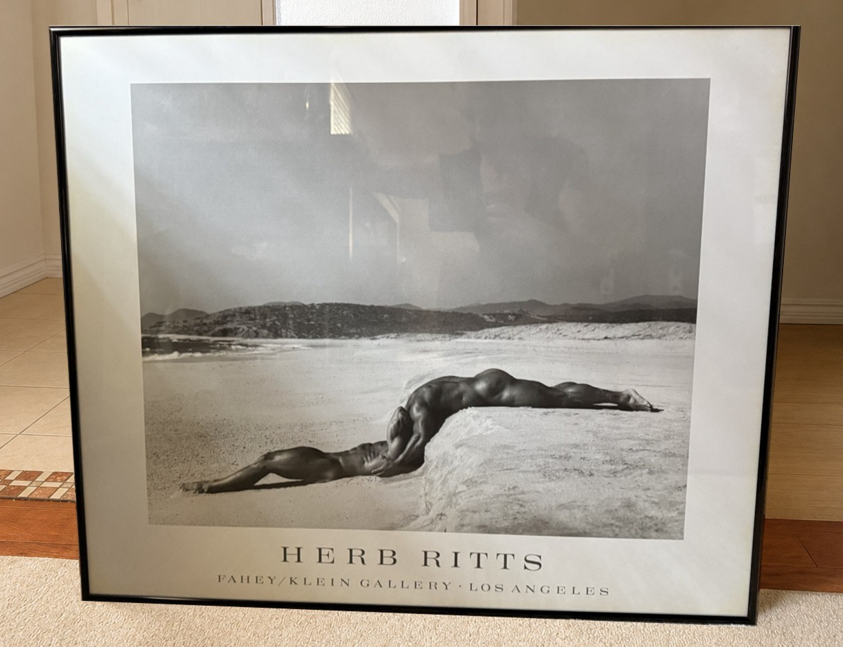 Duo 1, Mexico, 1990 Vintage Herb Ritts Fahey Klein Gallery Poster Framed 31×25