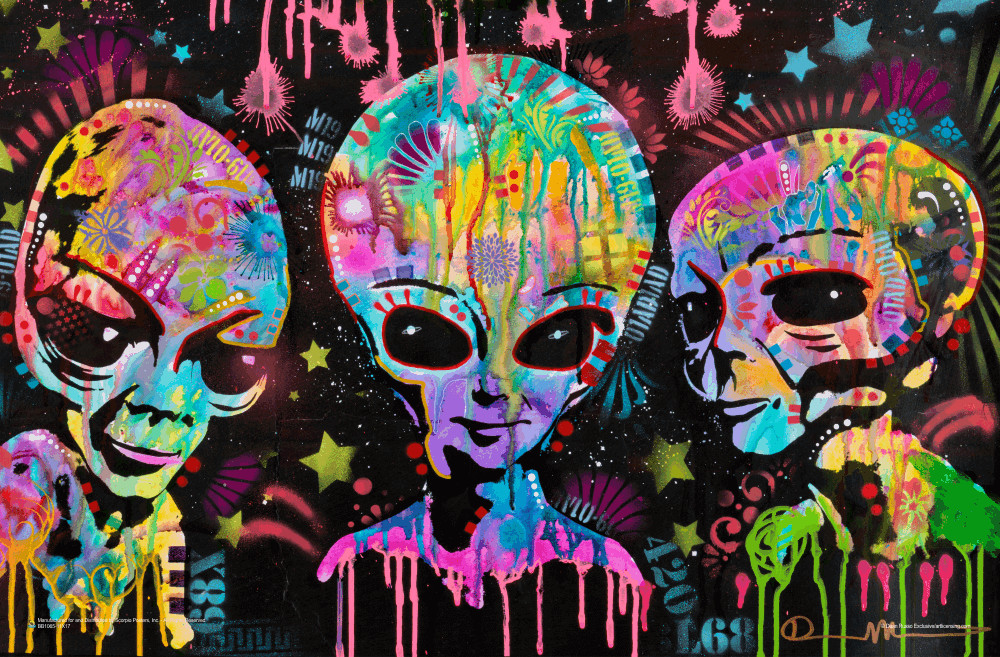Aliens by Dean Russo Poster – 17″ x 11″