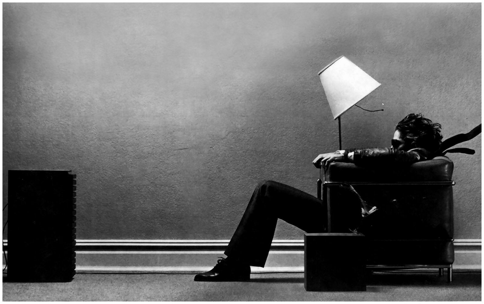 Maxell – Blown Away POSTER 24 X 36 Inches | 1970s